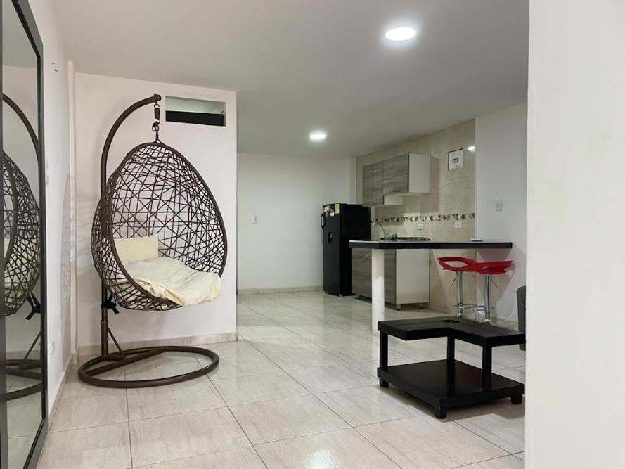 Home To Go Hostal Apartamentos カリ エクステリア 写真