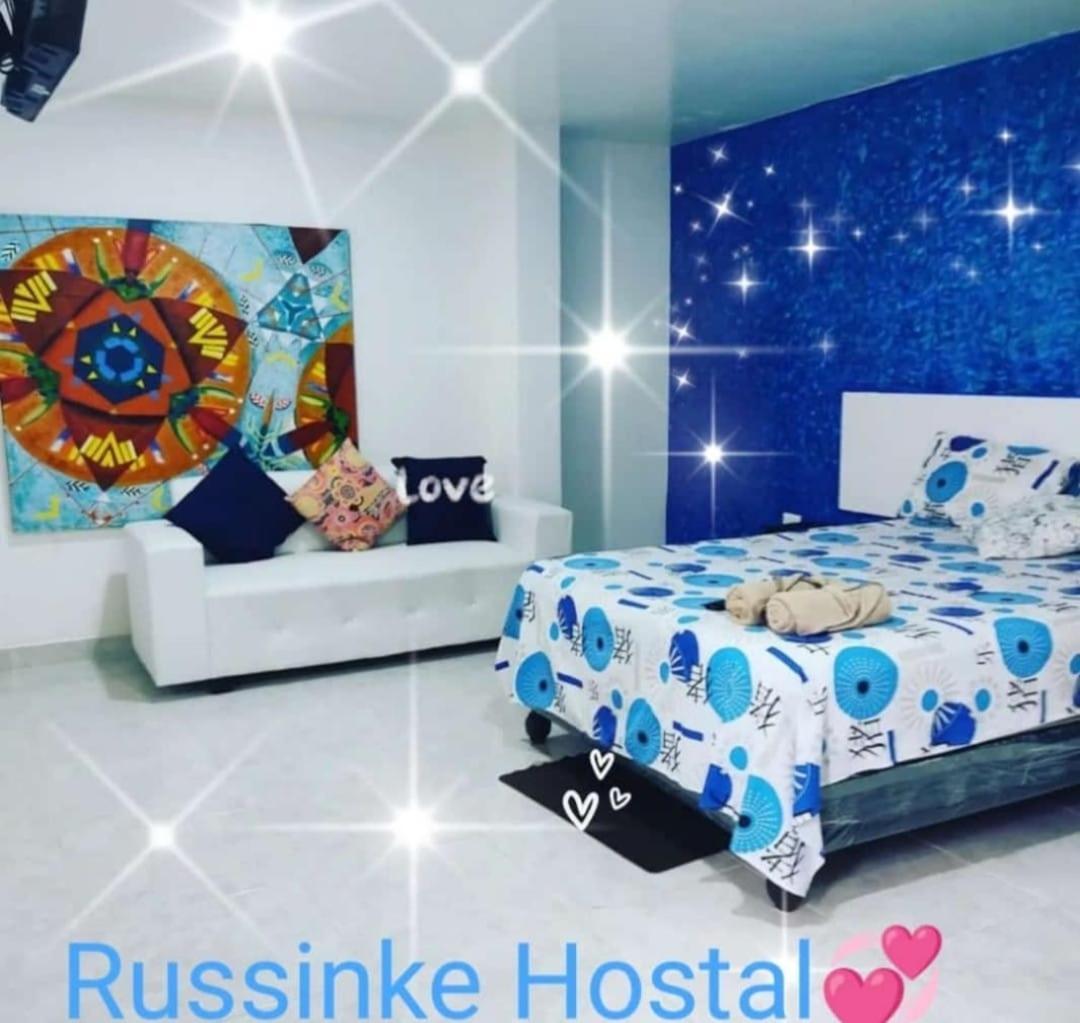 Home To Go Hostal Apartamentos カリ エクステリア 写真