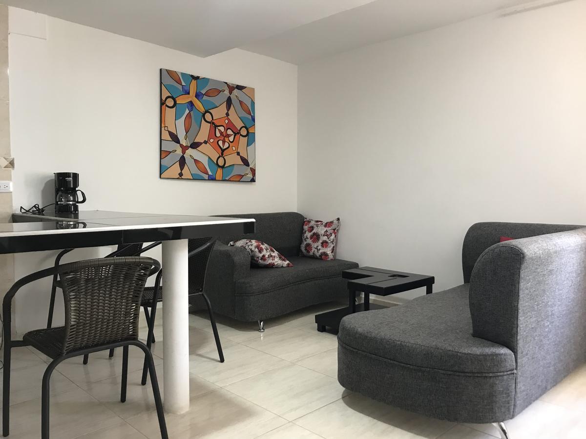 Home To Go Hostal Apartamentos カリ エクステリア 写真
